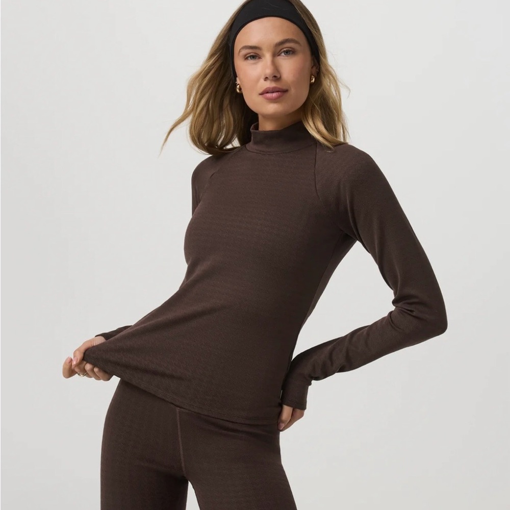Long Sleeve Chilled Out Houndstooth Mock - Women's Brown Long Sleeve Top